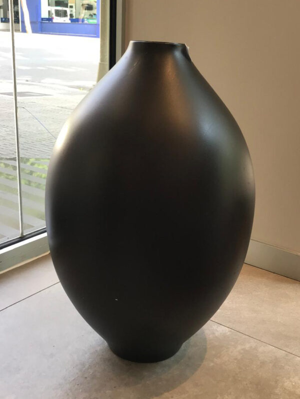 Jarrón decorativo cerámico con acabado óxido