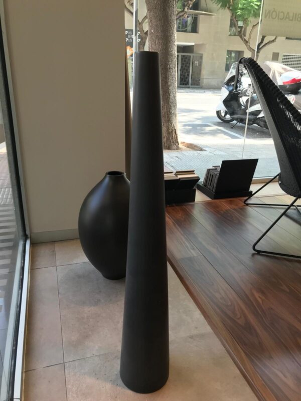 Jarrón decorativo cerámico con acabado óxido